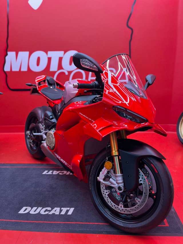 2026 Ducati Panigale V4 R