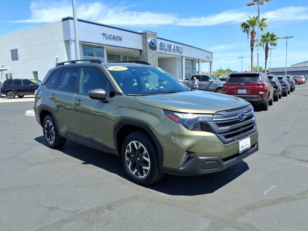 2025 Subaru Forester Premium - Image 2