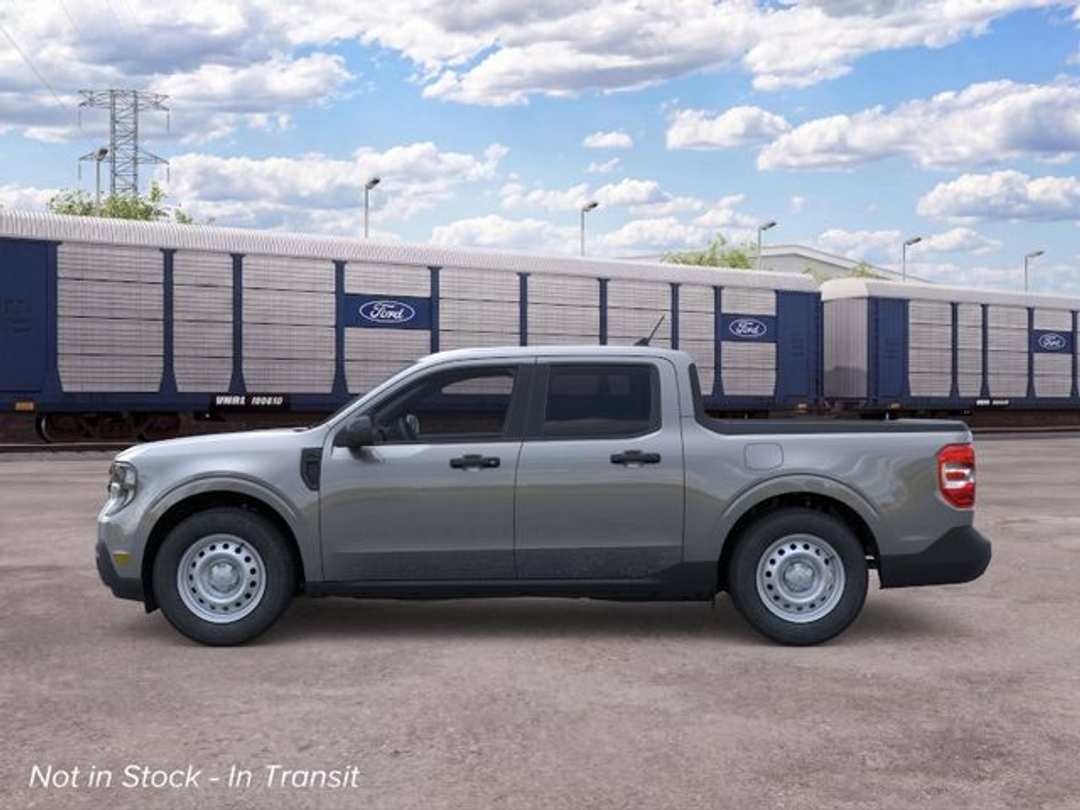 2026 Ford Maverick XL - Image 3