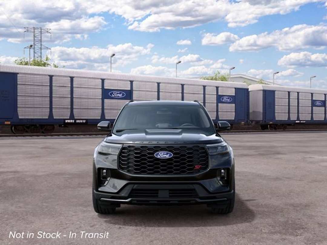 2027 Ford Explorer ST - Image 3