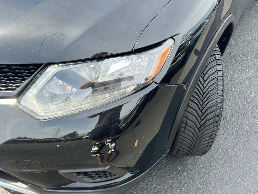 2016 Nissan Rogue S - Image 3