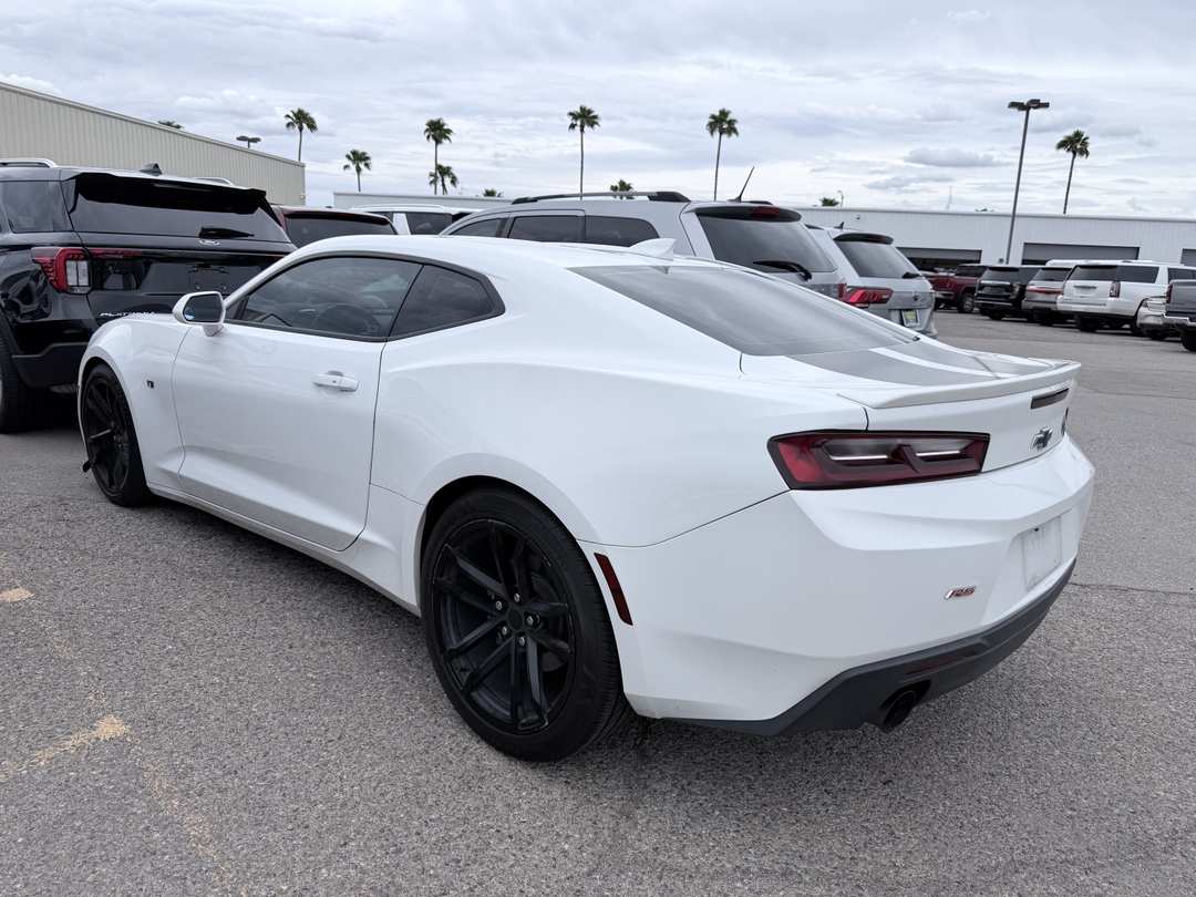 2016 Chevrolet Camaro 1LT - Image 3