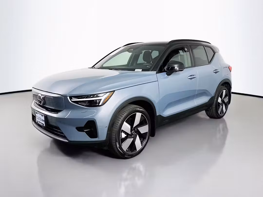 2023 Volvo Xc40 Recharge Pure Ultimate - Image 3