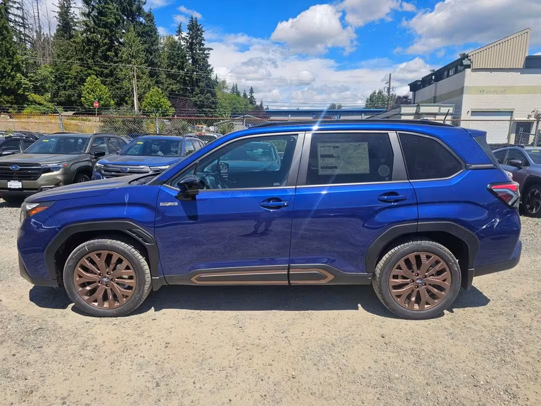 2026 Subaru Forester Sport Hybrid - Image 2