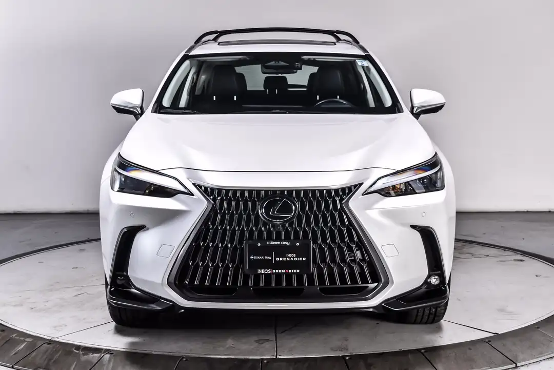 2025 Lexus NX 350h Premium - Image 2
