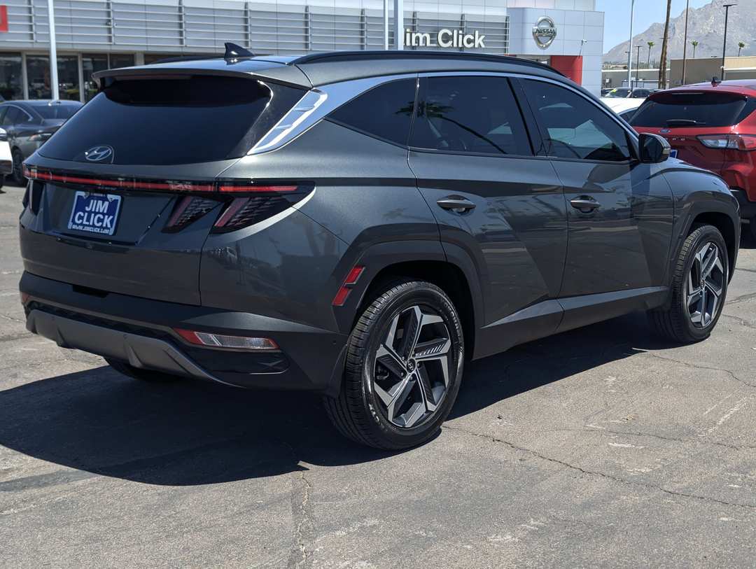 2024 Hyundai Tucson Hybrid Limited - Image 2