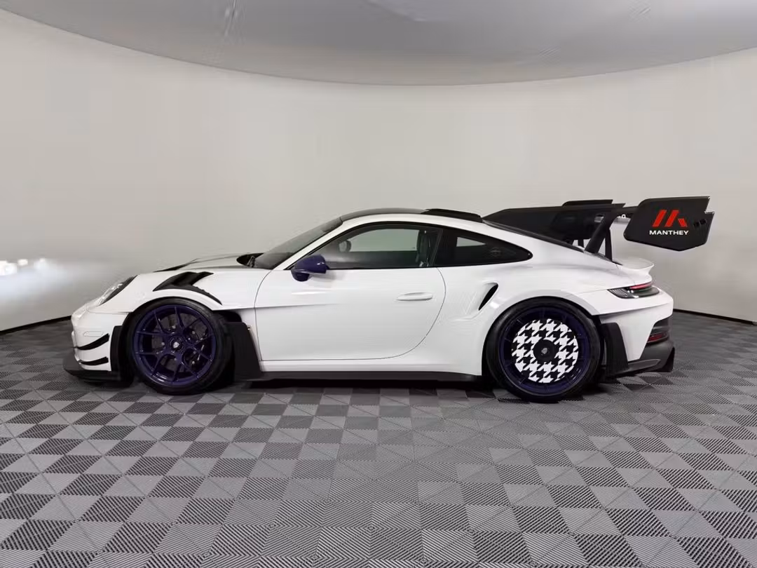 2025 Porsche 911 GT3 RS Manthey - Image 2