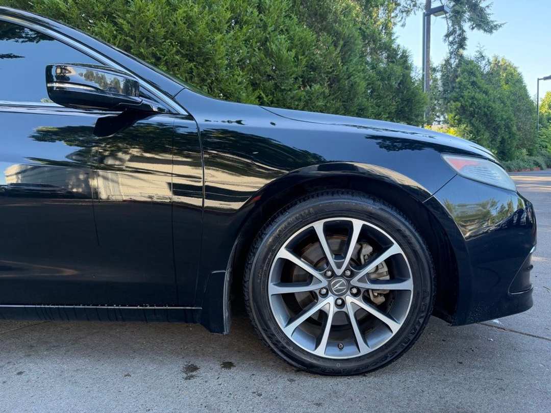 2015 Acura TLX V6 Tech - Image 2