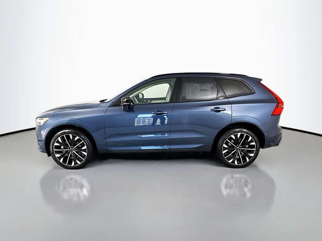 2026 Volvo Xc60 B5 Ultra - Image 2