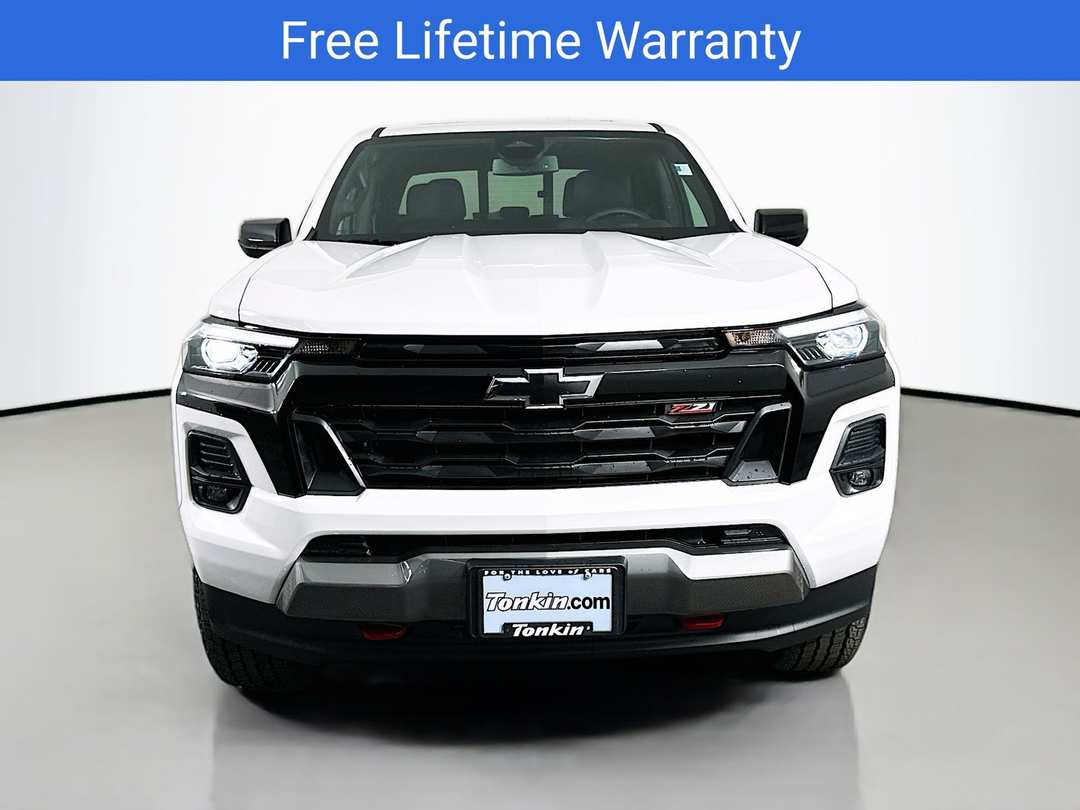 2026 Chevrolet Colorado Z71 - Image 2