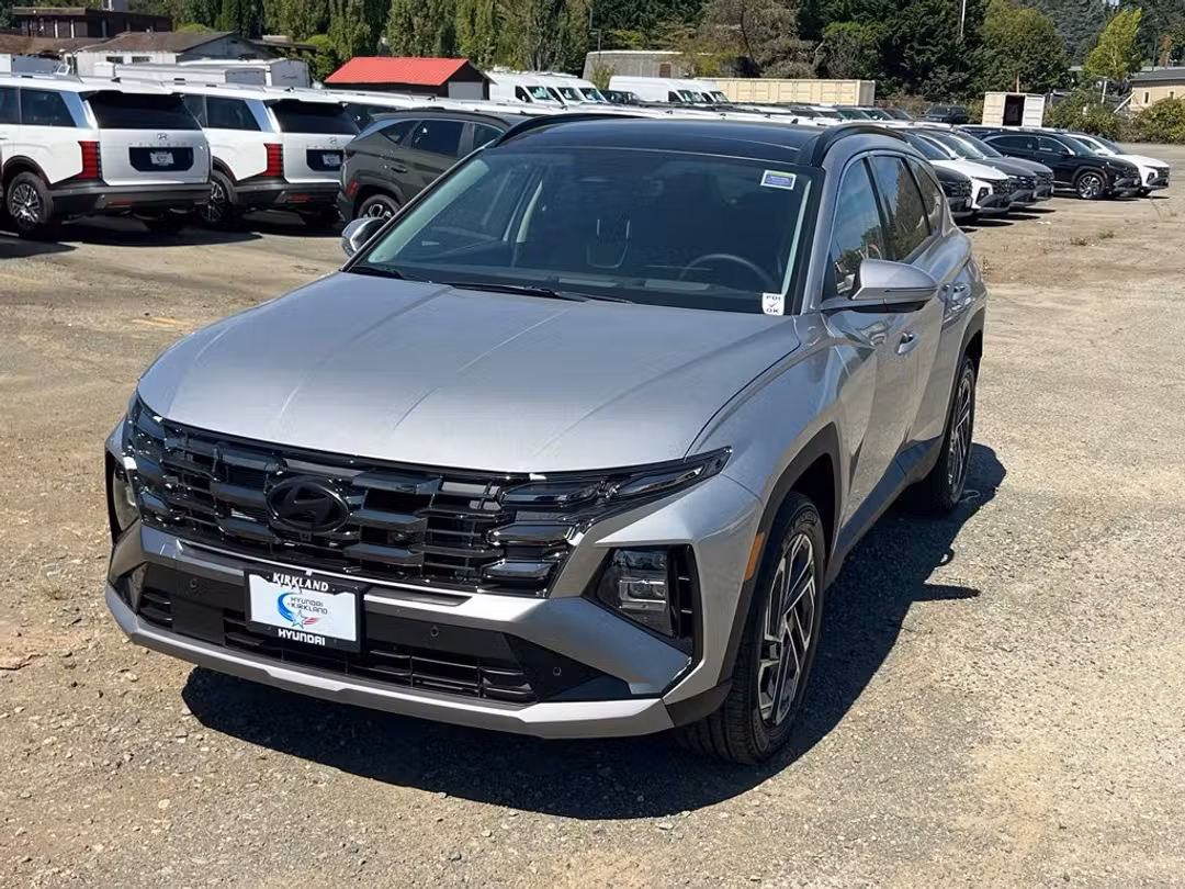 2026 Hyundai Tucson Hybrid Limited - Image 3