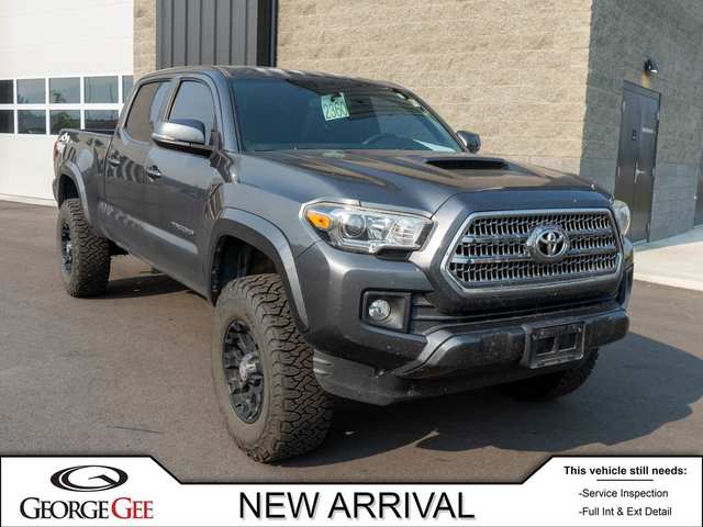 2016 Toyota Tacoma TRD Sport