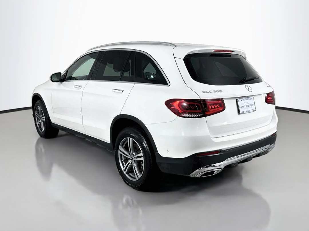 2021 Mercedes-Benz GLC 300 - Image 3