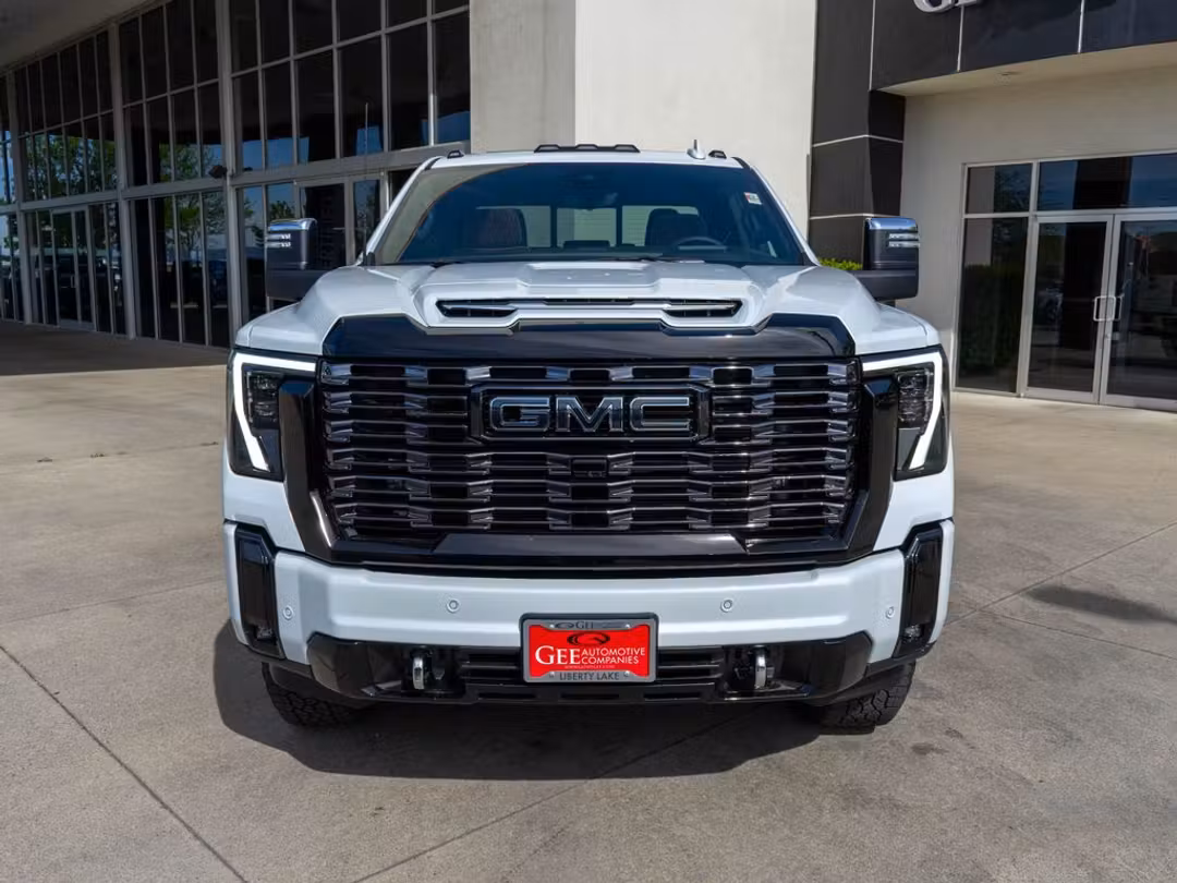 2026 GMC Sierra 2500Hd Denali Ultimate - Image 2