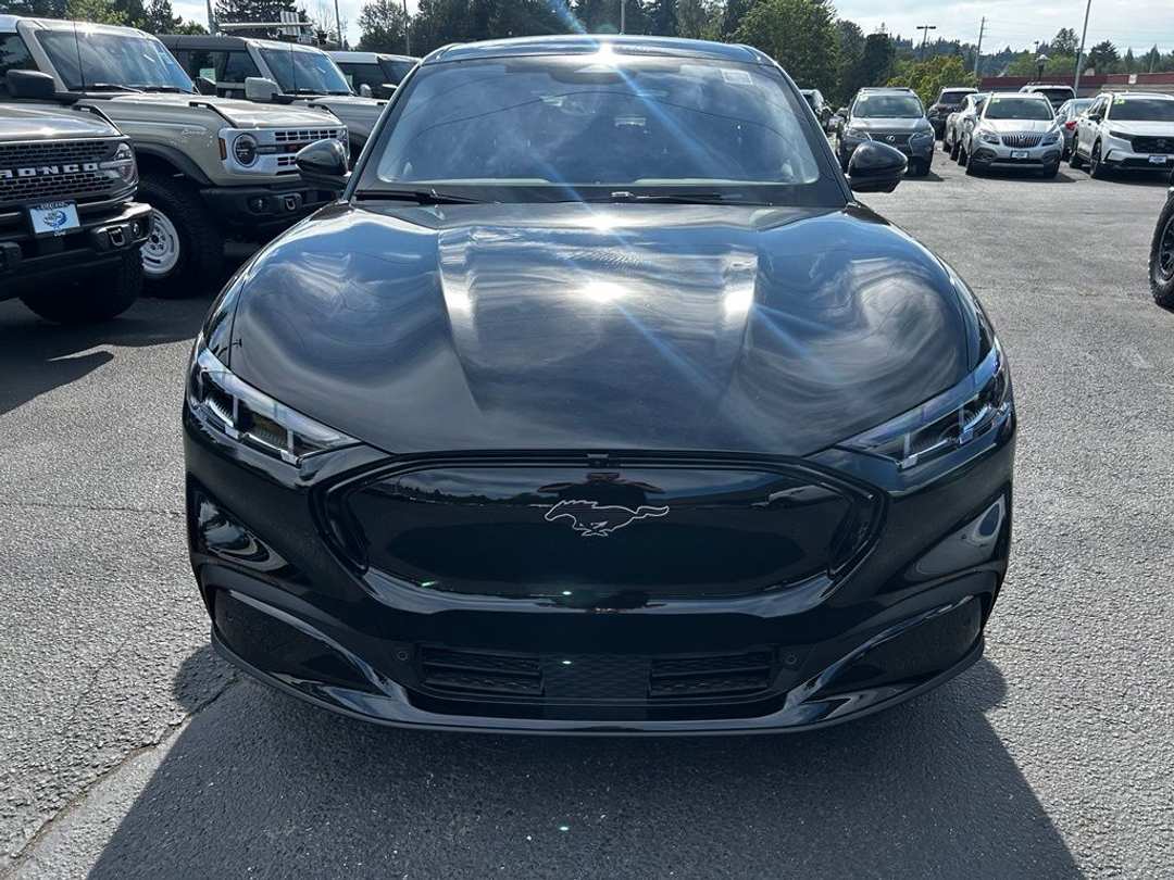 2026 Ford Mustang Mach-E Premium - Image 3