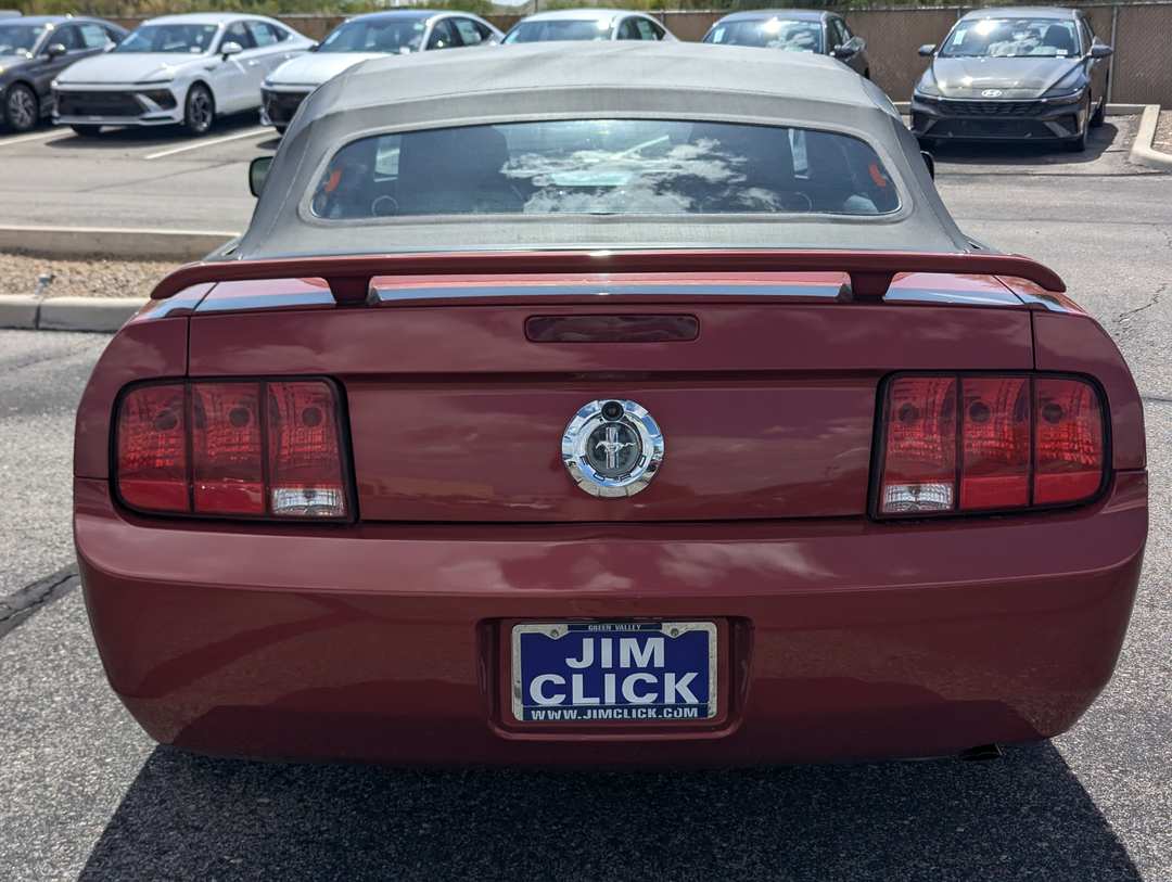 2007 Ford Mustang Deluxe - Image 3