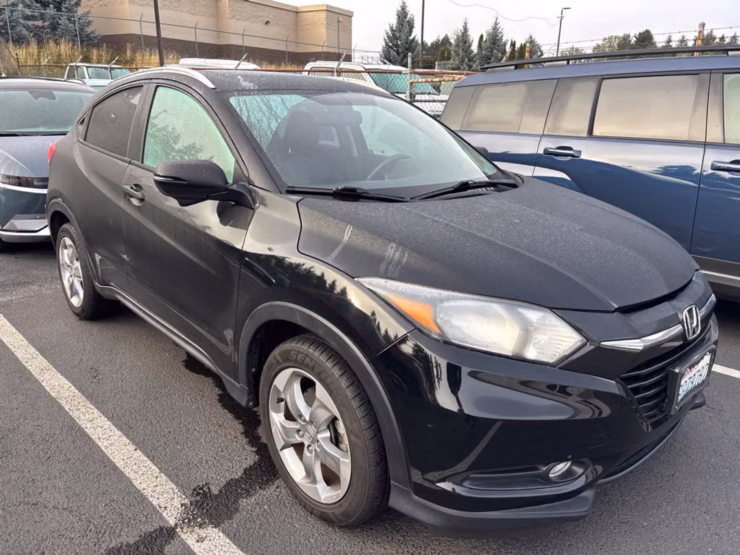 2017 Honda HR-V EXL - Image 3