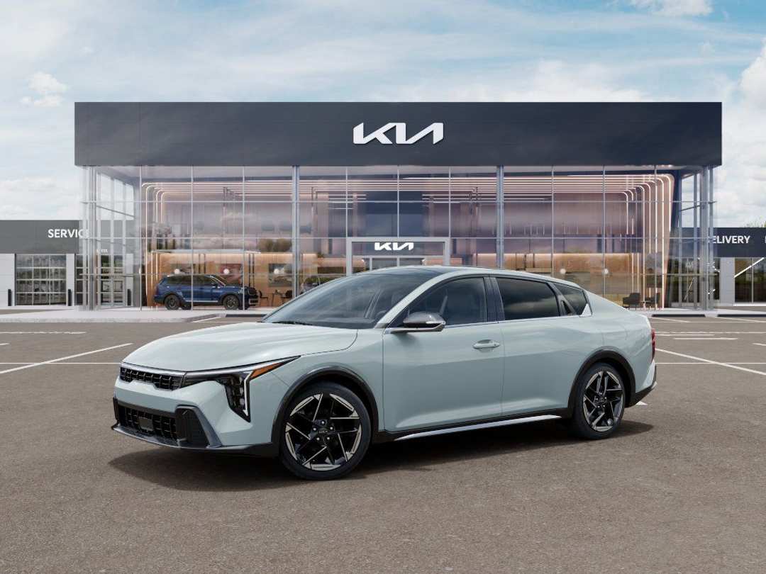 2026 Kia K4 GTLine - Image 3
