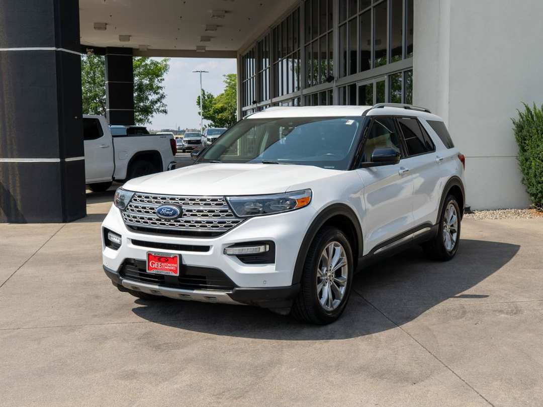 2022 Ford Explorer Limited - Image 3