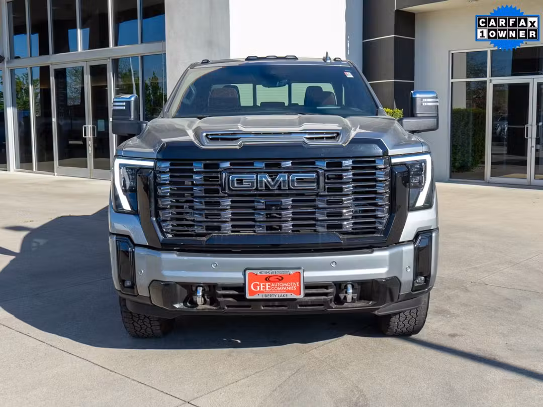 2025 GMC Sierra 2500Hd Denali Ultimate - Image 2
