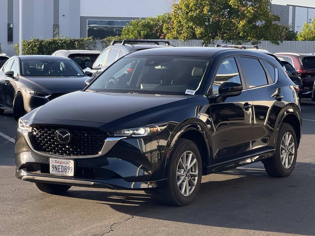 2024 MAZDA CX-5 2.5 S Preferred Package - Image 2