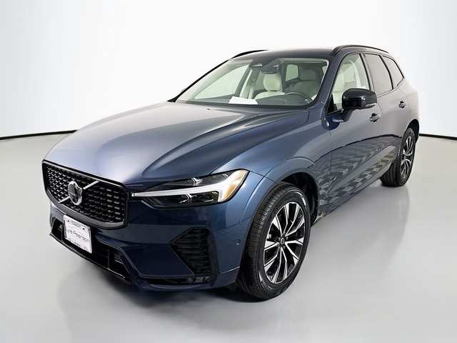 2023 Volvo Xc60 B5 Plus Dark Theme