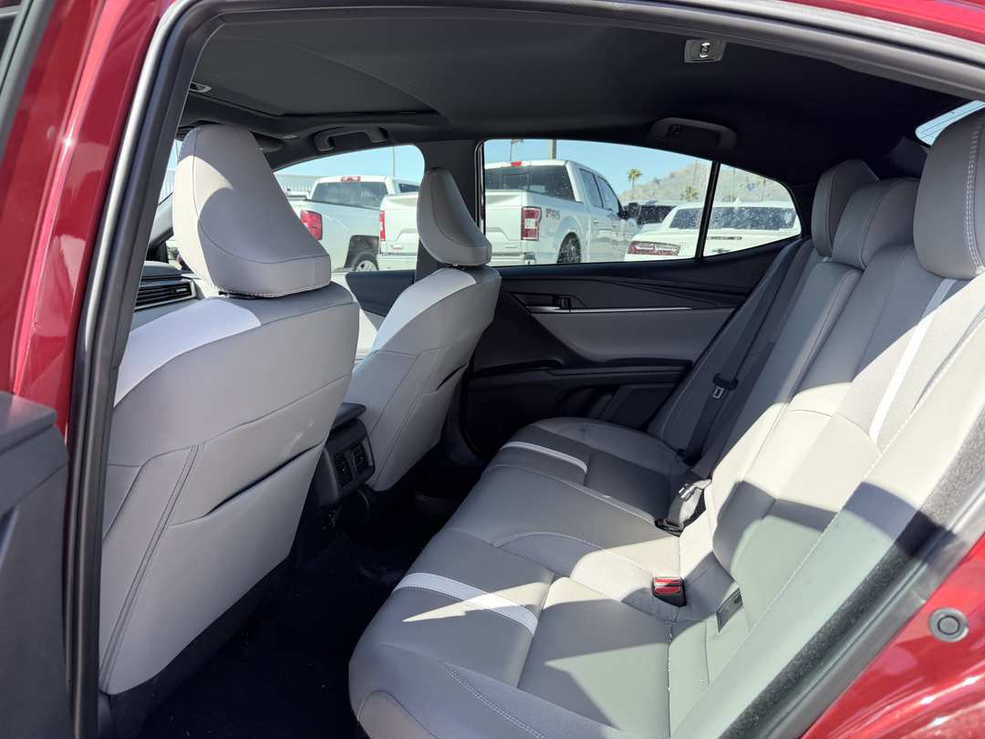 2025 Toyota Camry SE - Image 3