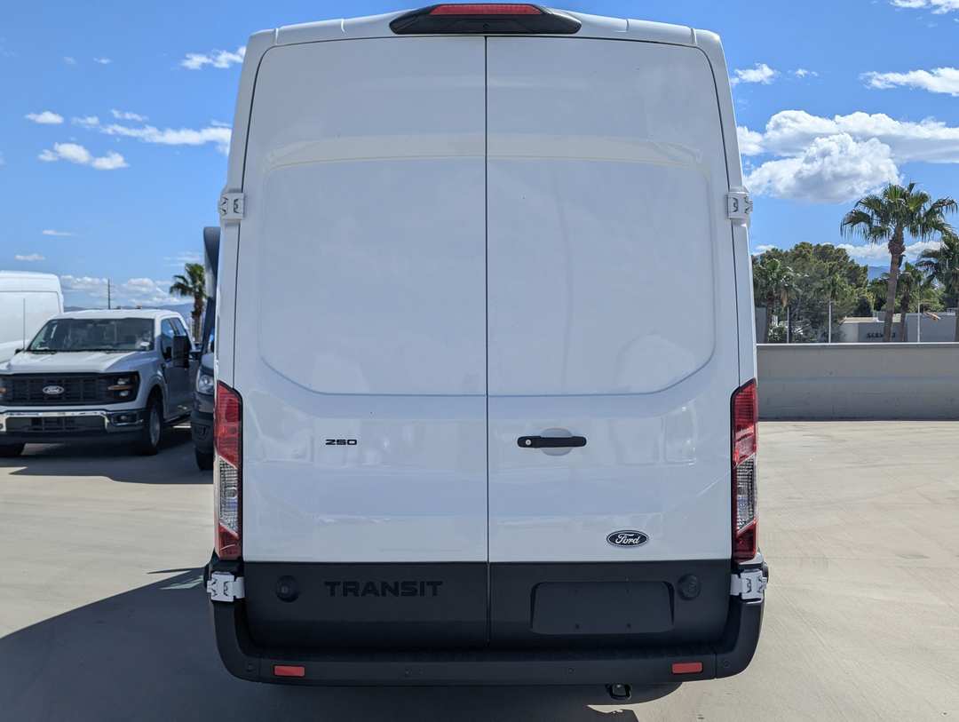 2027 Ford Transit Cargo - Image 3