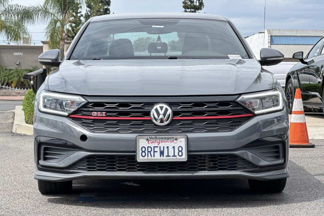 2019 Volkswagen Jetta Gli 2.0T S - Image 3