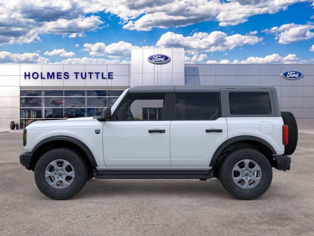 2026 Ford Bronco Big Bend - Image 3