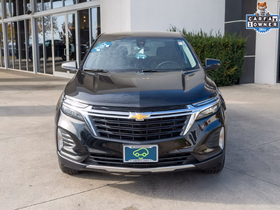 2024 Chevrolet Equinox LT - Image 2
