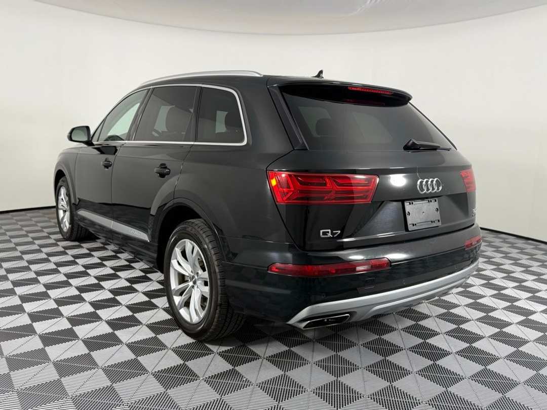 2017 Audi Q7 3.0T Premium Plus - Image 3