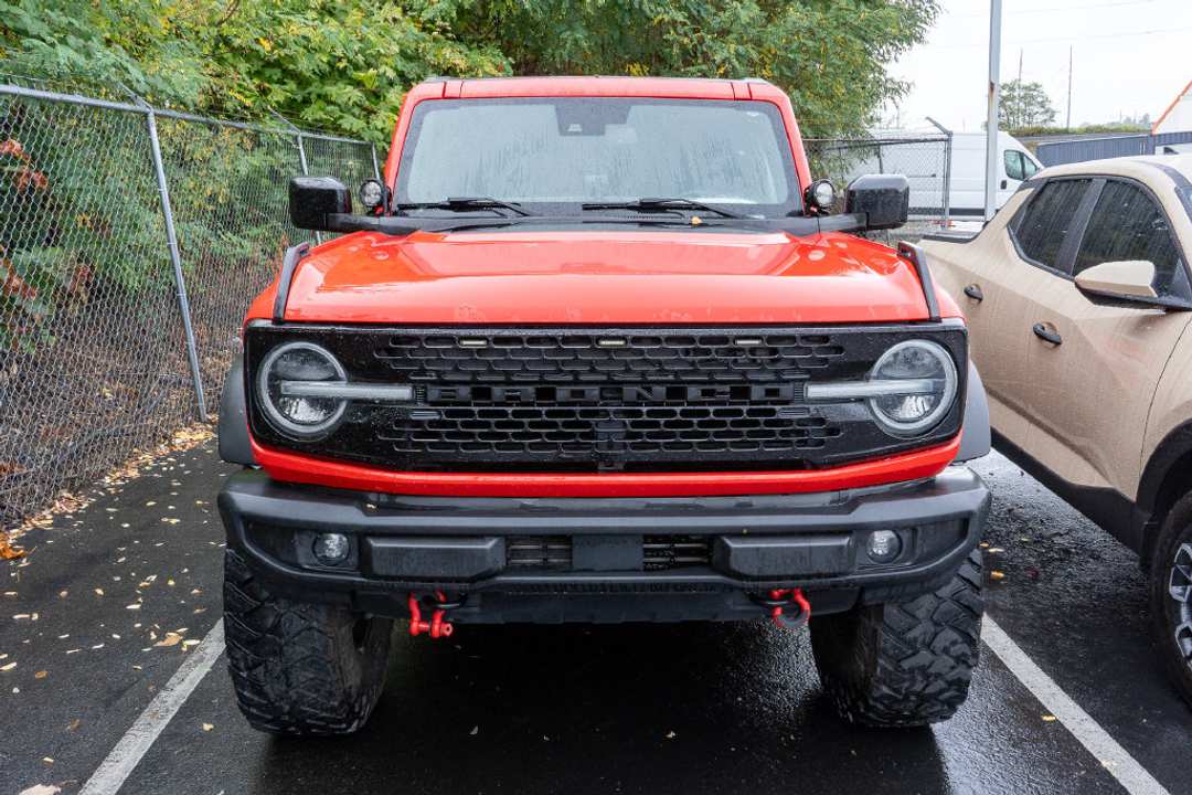 2021 Ford Bronco Wildtrak - Image 2
