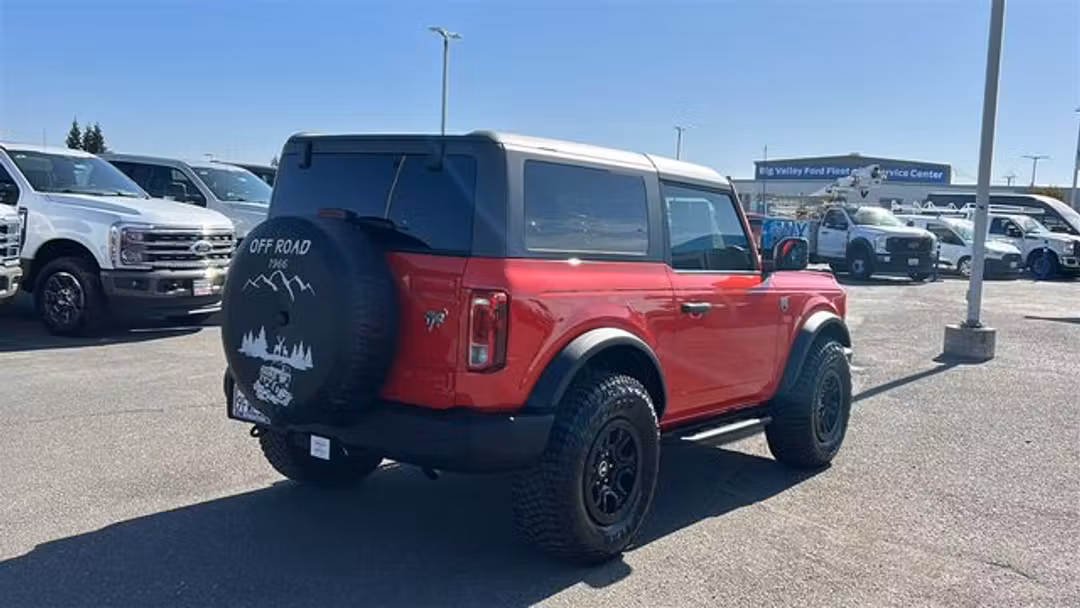 2023 Ford Bronco Big Bend - Image 3