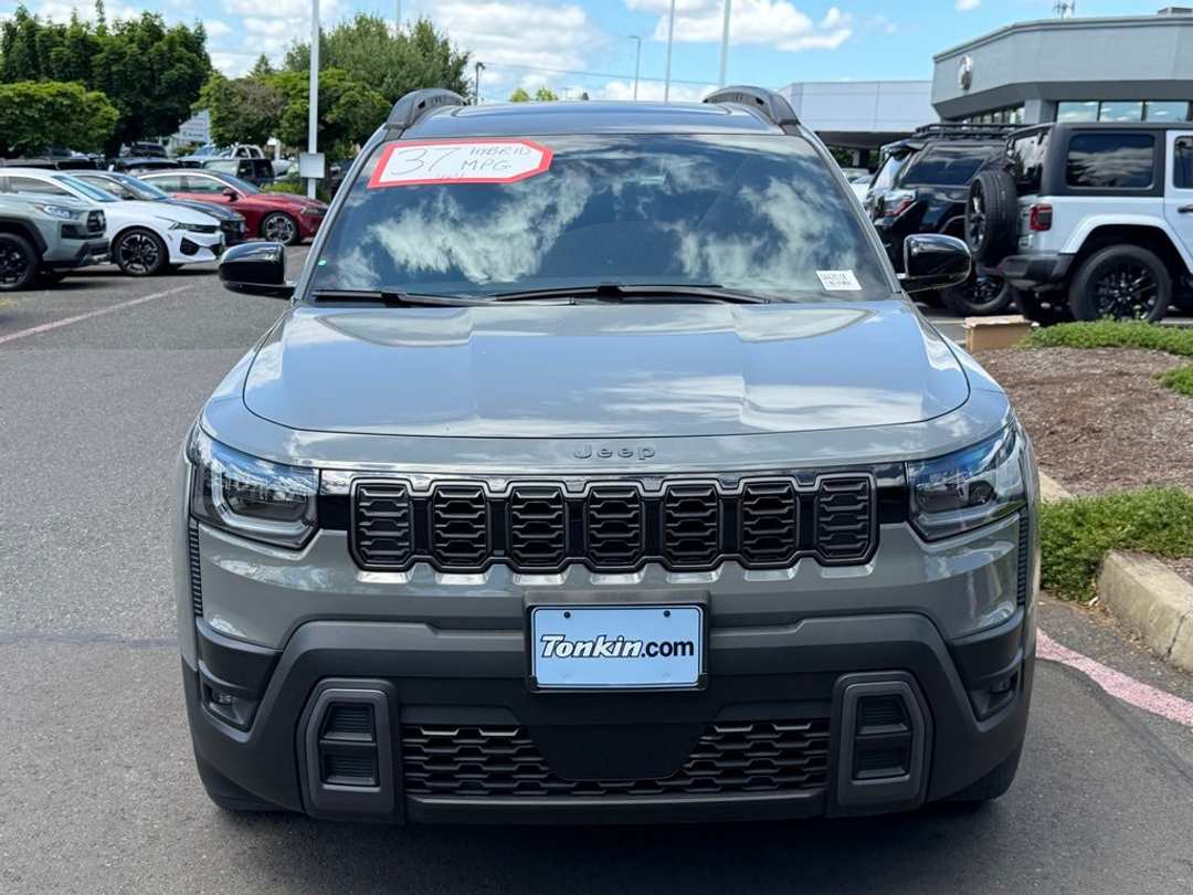 2026 Jeep Cherokee Limited - Image 3