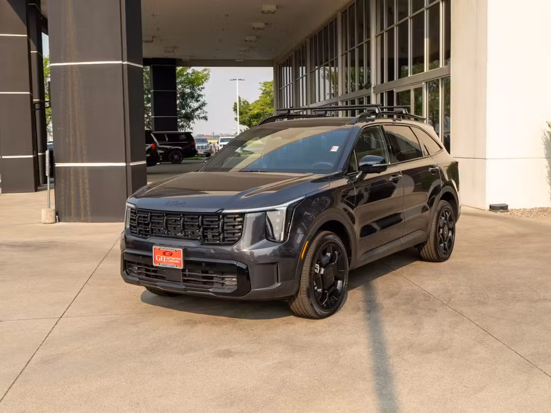 2026 Kia Sorento XLine SX Prestige - Image 3