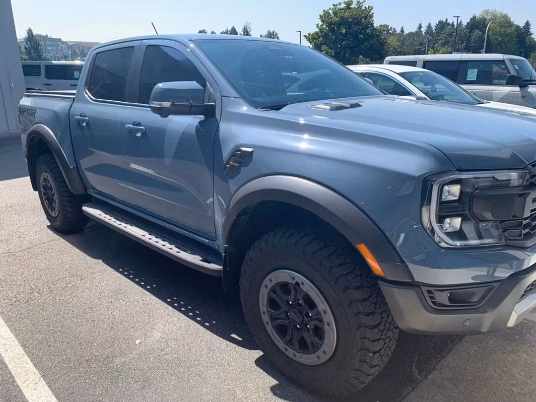 2025 Ford Ranger Raptor - Image 2