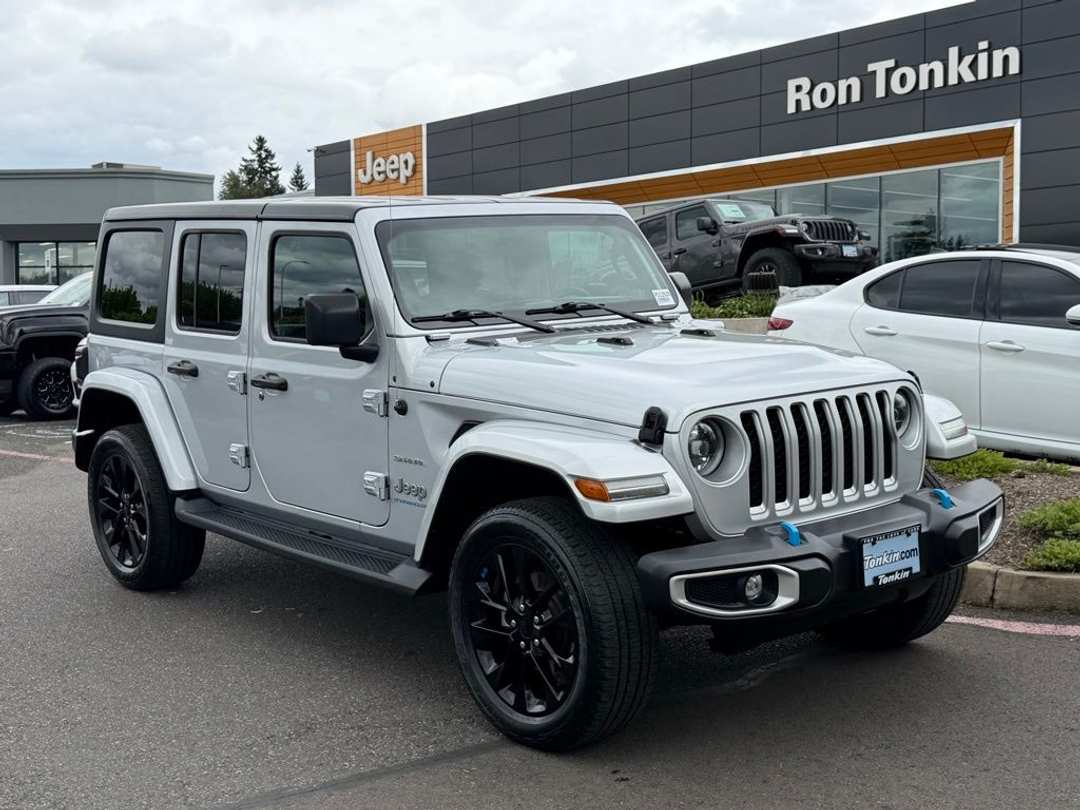 2023 Jeep Wrangler Sahara 4xe - Image 2