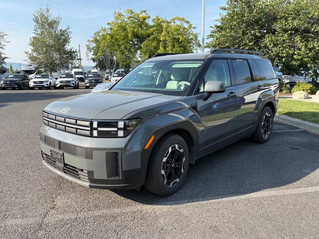 2024 Hyundai Santa Fe SEL - Image 3