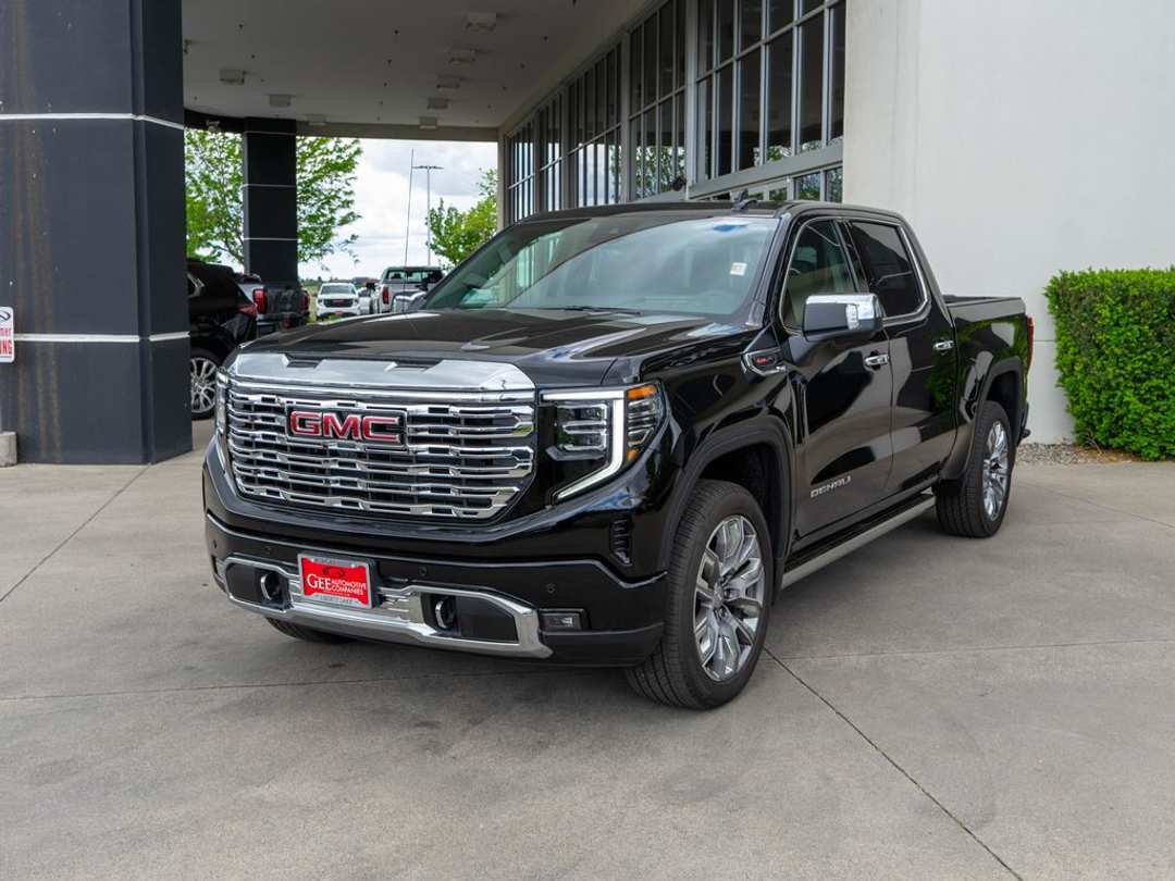 2026 GMC Sierra 1500 Denali - Image 3