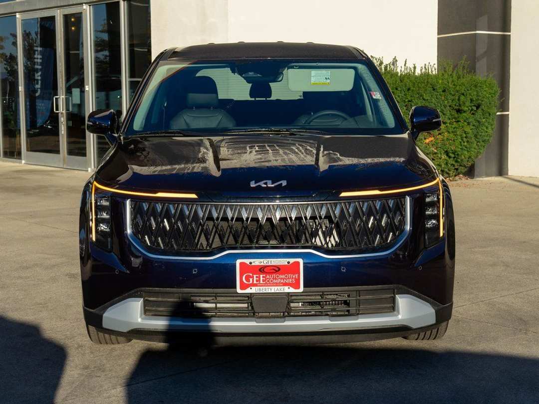 2026 Kia Carnival Hybrid LXS - Image 2