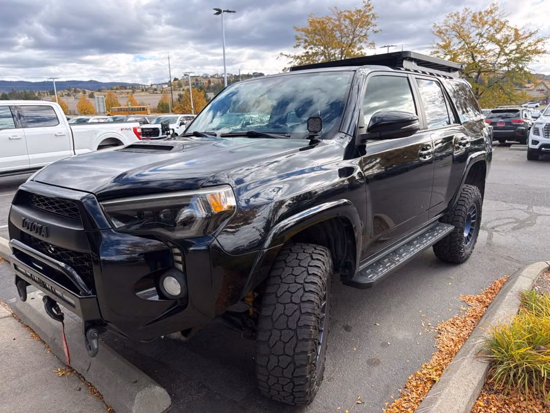 2019 Toyota 4Runner - Image 2