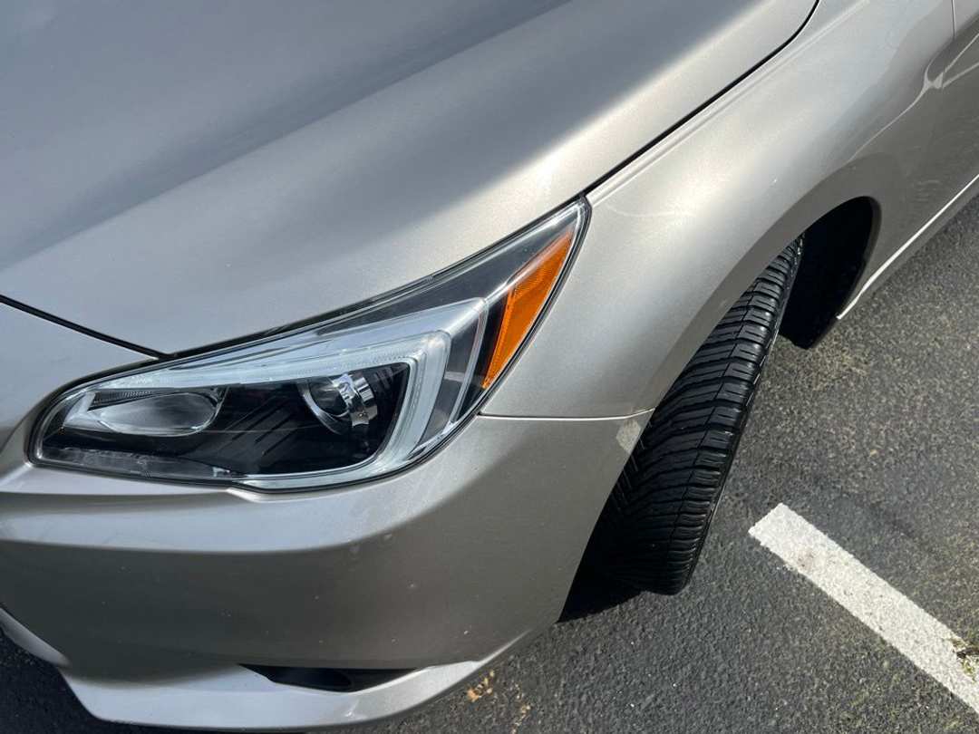 2016 Subaru Legacy 2.5i - Image 3