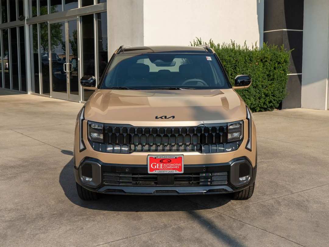 2027 Kia Seltos XLine S - Image 2