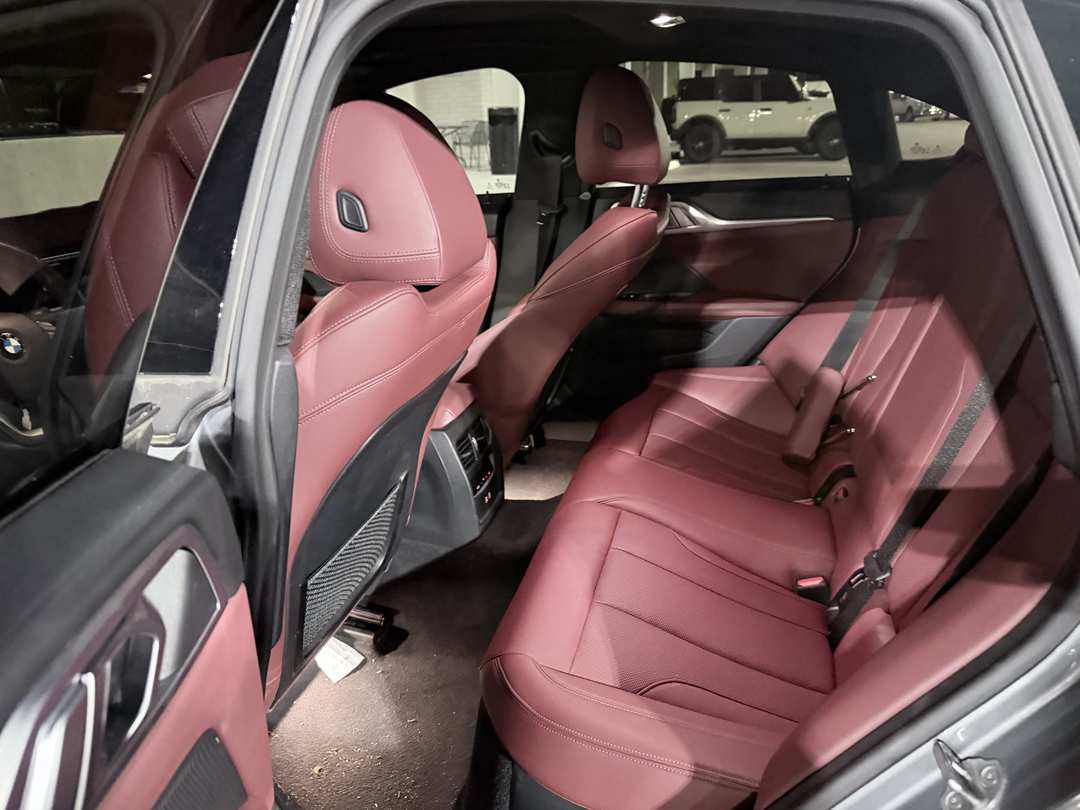 2023 BMW 4 Series 430i - Image 3