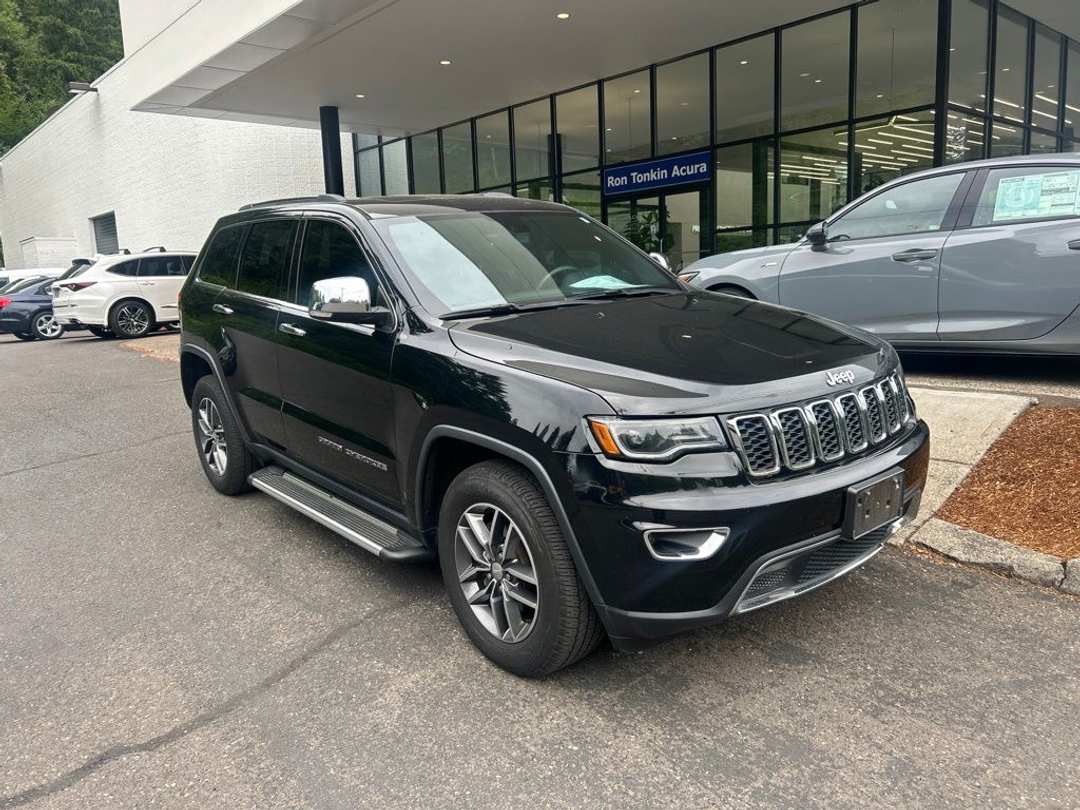 2017 Jeep Grand Cherokee Limited - Image 2