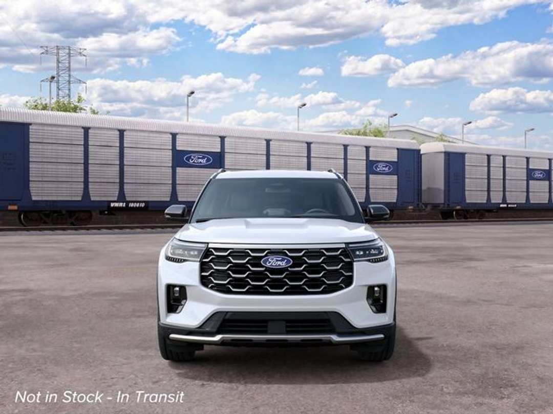 2027 Ford Explorer Platinum - Image 3