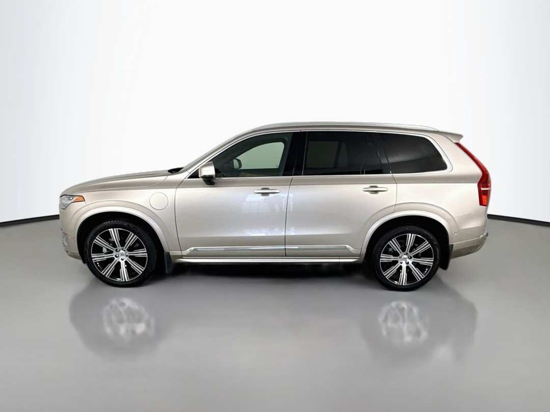 2024 Volvo Xc90 Recharge Plug-In Hybrid T8 Plus Bright Theme 7 Passenger - Image 2