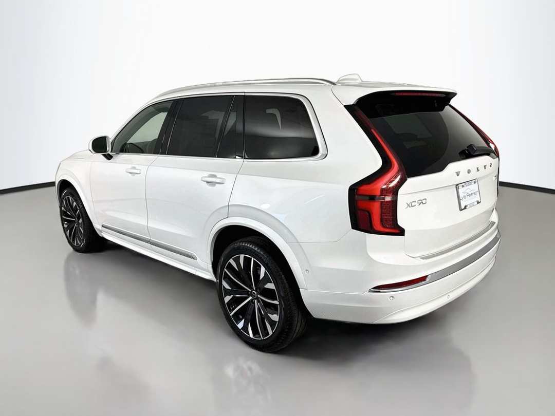 2026 Volvo Xc90 B6 Plus 7Seater - Image 3