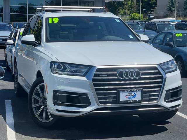2019 Audi Q7 55 Premium